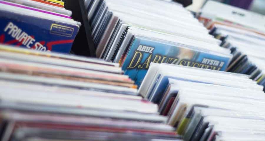 CDs und DVDs beschriften ohne Druckertinte und Etiketten